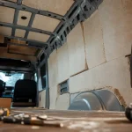 Isolation van aménagé : isolation contre l’humidité et la chaleur